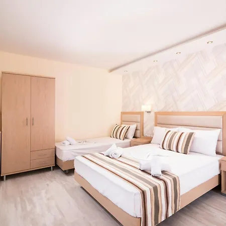 Apartahotel Star Bay Luxury